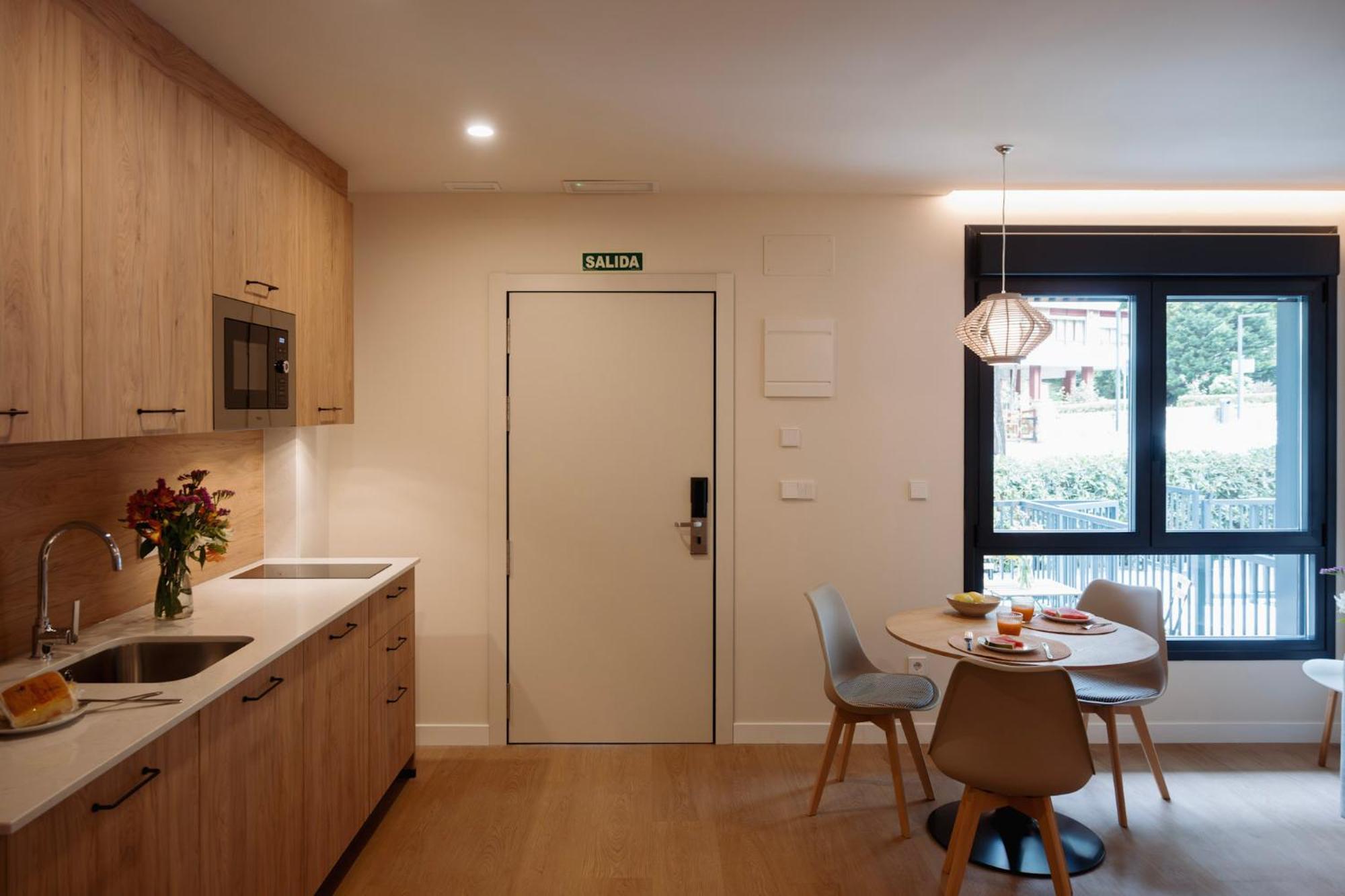 Apartamentos Joaquin Costa Santander Exterior photo